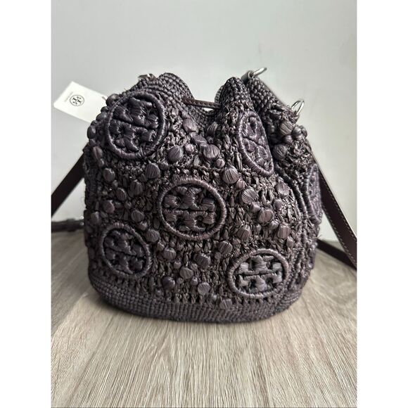 Tory Burch T MONOGRAM RAFFIA BUCKET BAG $630 - Picture 12 of 12